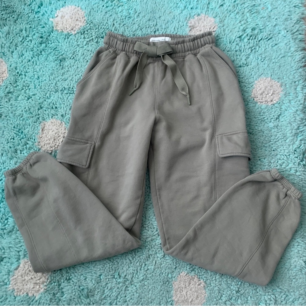 Abercrombie Sweatpants Jogger Olive Green Lounge Women Soft Cargo S Pockets NWOT